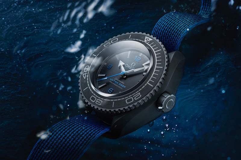 歐米茄超級(jí)宇宙海洋系列Ultra Deep Professional在 10,928 米的世界潛水紀(jì)錄中幸存下來-復(fù)刻表