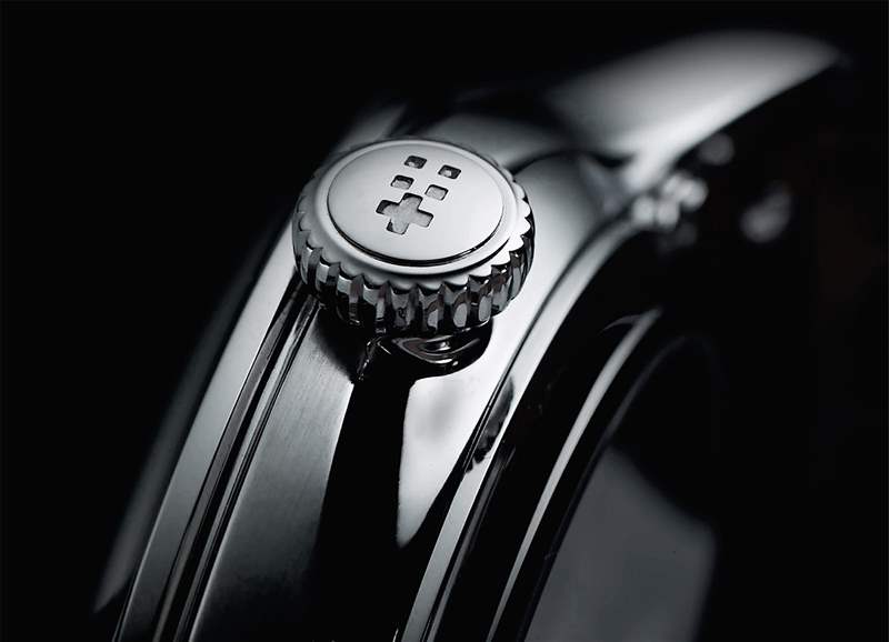 介紹Christopher Ward C1 Moonglow腕表-復刻表