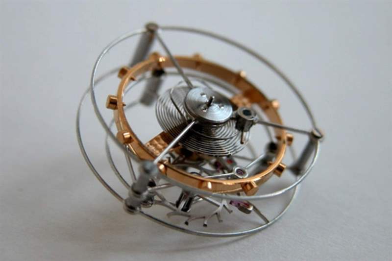 陀飛輪的運(yùn)作原理是如何的？