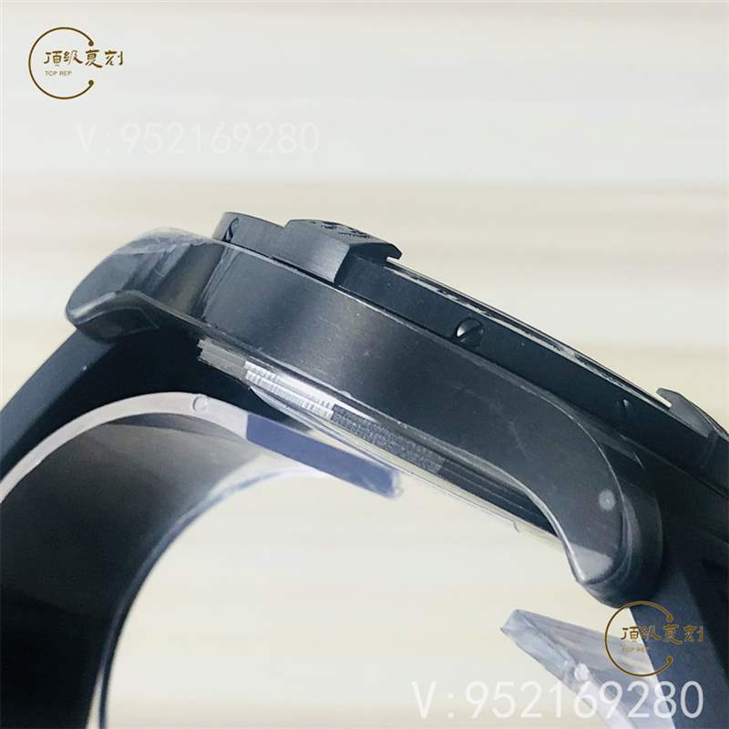 GF廠百年靈v4版黑鳥偵察機復(fù)刻表做工怎么樣,是最高版本嗎-復(fù)刻表