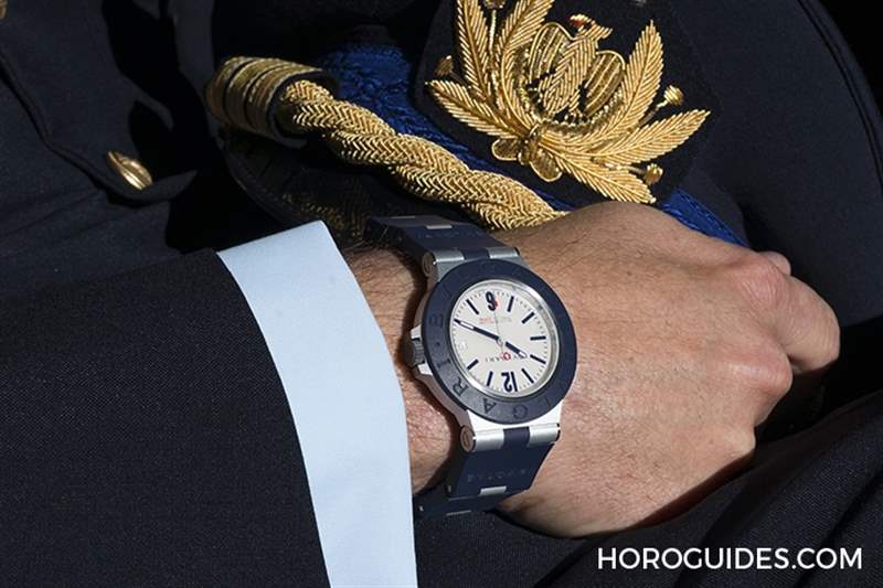 BVLGARI攜手義大利空軍為兒童醫(yī)院獻(xiàn)愛心,推出Aluminum Tricolore特別版腕表-復(fù)刻表