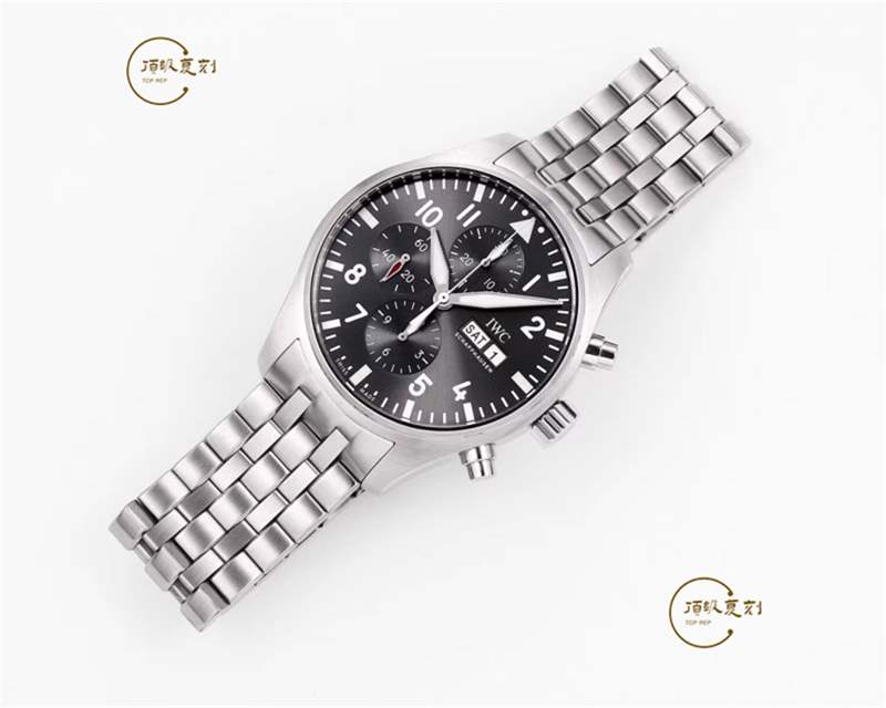 V6廠萬國噴火戰機377719復刻表與zf廠那個值得入手呢-復刻表