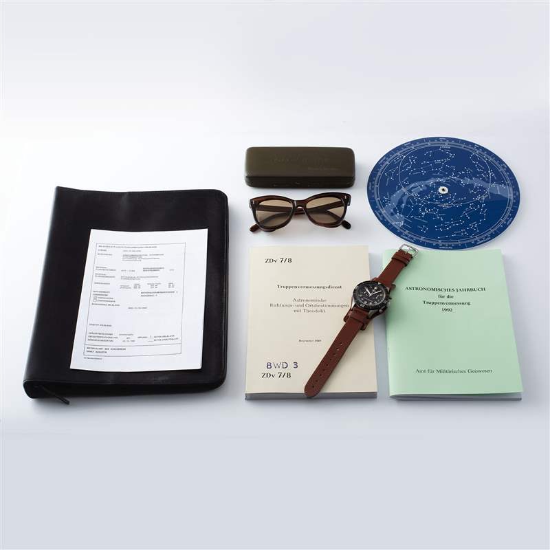 豪雅聯邦國防軍1550SG計時碼表——不僅僅是一條著名的表帶-復刻表