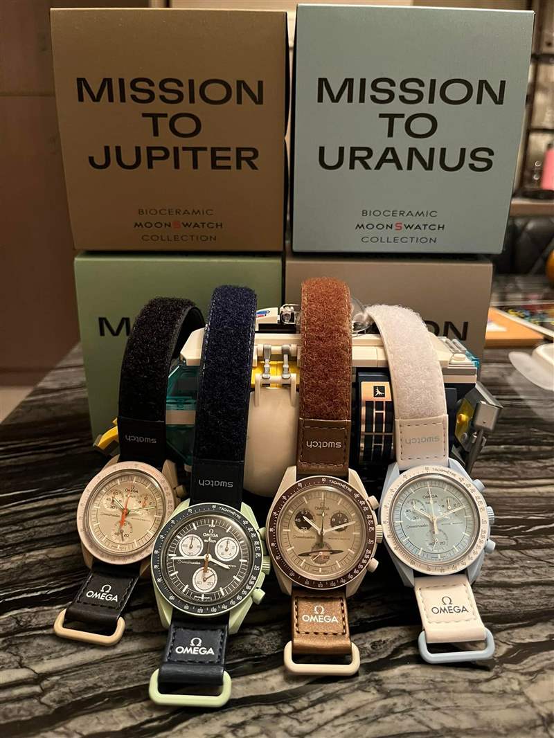 有表友在愛表咖社團分享自己買到的4只MoonSwatch。 （Source：愛表咖）