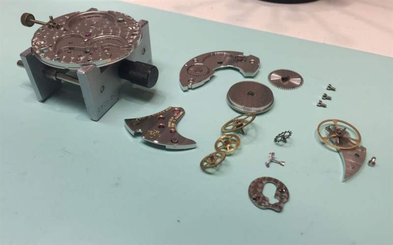 不要想準確度了,怎也不會夠石英表來的,而且功能一定不及石英表多。 但 入手機械表入門6件你必須了解的事!-復(fù)刻表