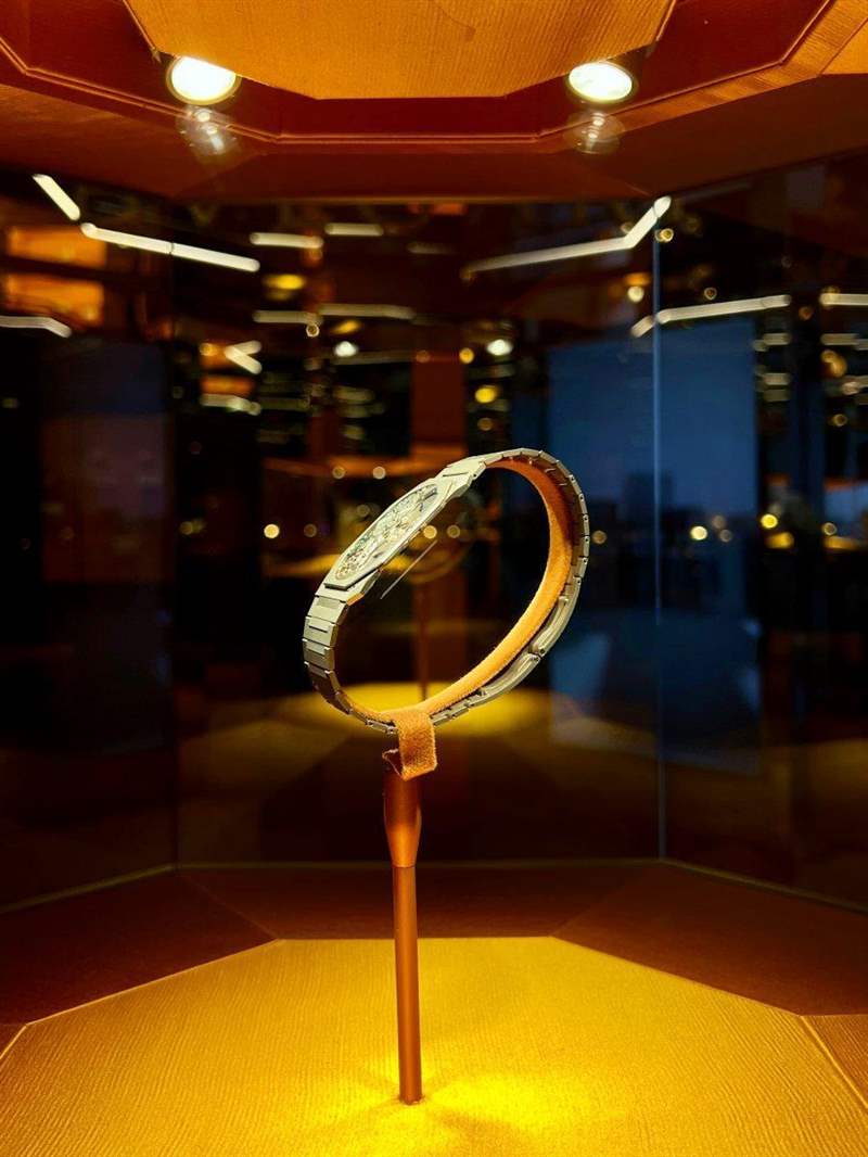 一薄鎮八方!寶格麗Octo Finissimo的超薄密碼-復刻表