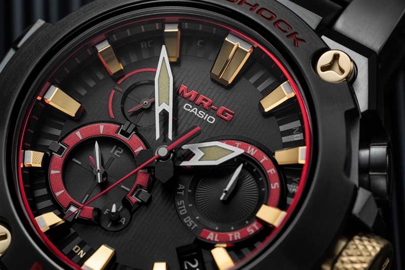 卡西歐G-SHOCK|極致堅固典范「赤備」武士盔83年元祖經典升級致敬-復刻表