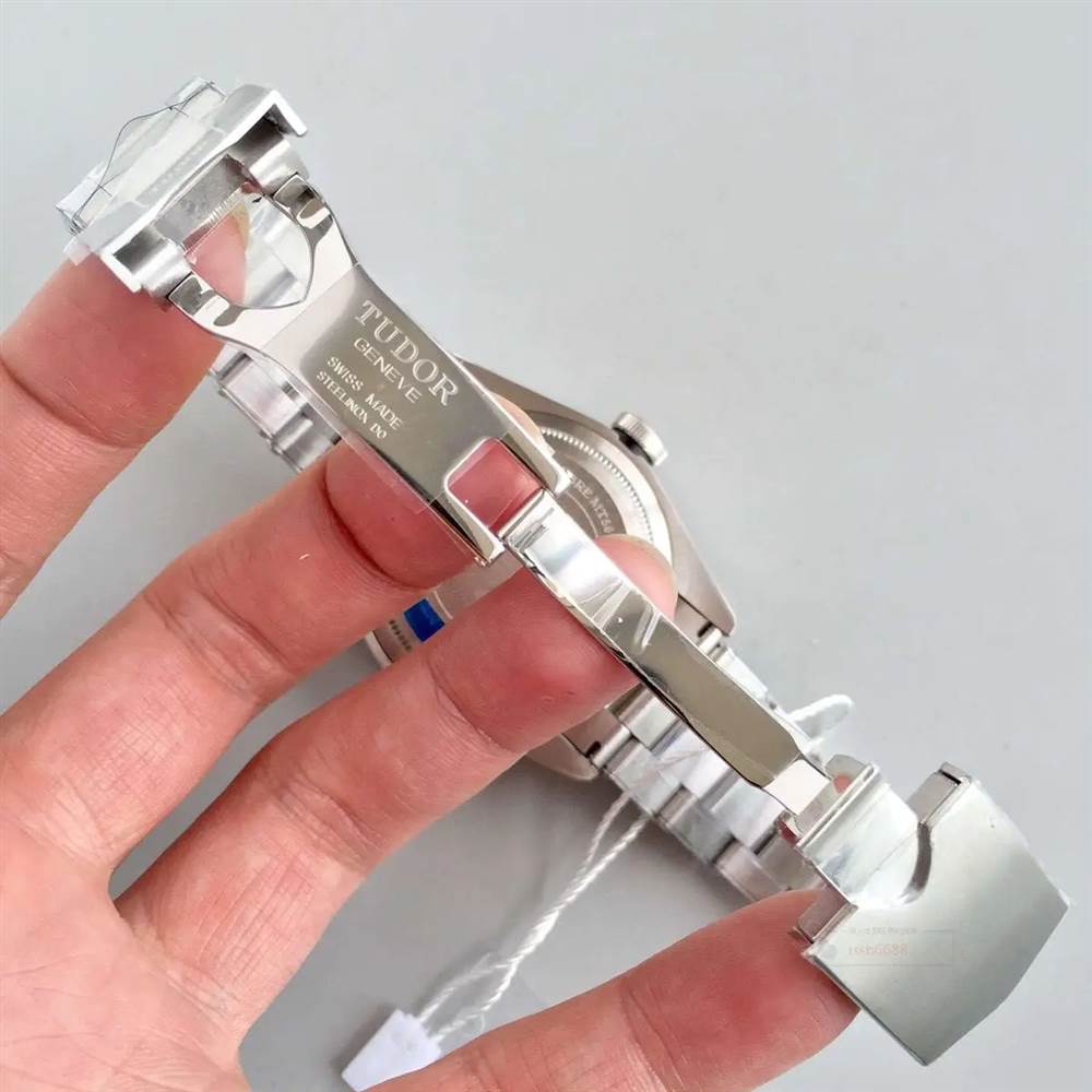 ZF帝舵碧灣系列M79730-0001腕表做工如何