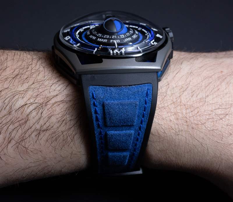 動手實(shí)踐:HYT Moonrunner Supernova 藍(lán)色手表 動手實(shí)踐:HYT Moonrunner Supernova 藍(lán)色手表-復(fù)刻表