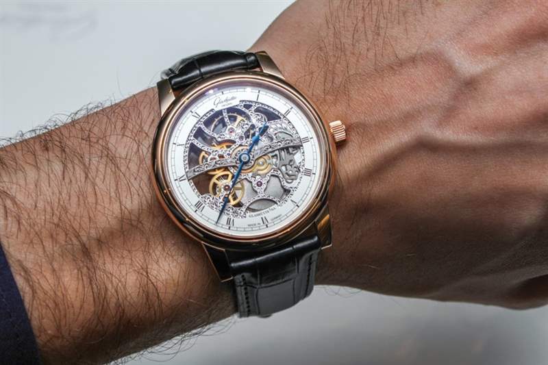 格拉蘇蒂原創Senator手動上鏈鏤空版腕表-復刻表