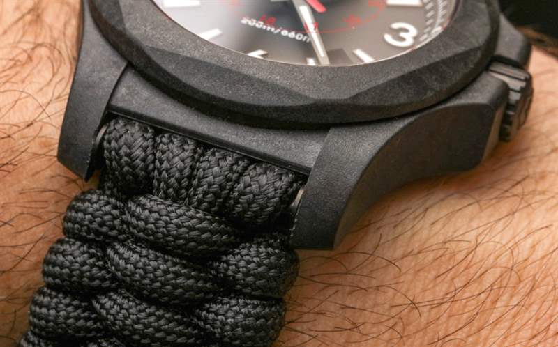 維氏瑞士軍INOX碳Naimakka傘繩表帶手表評論-復刻表