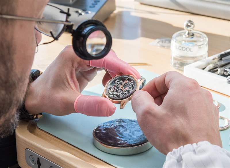 推動內(nèi)部機芯如何破壞現(xiàn)代奢侈手表行業(yè)-復刻表