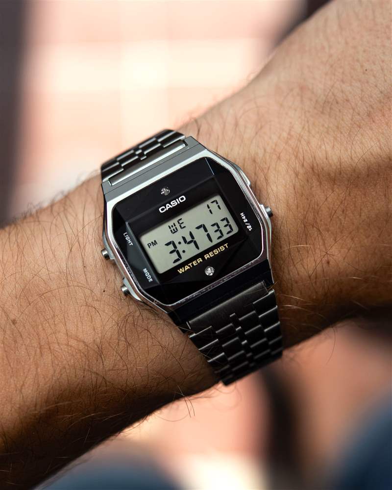 卡西歐A159WAD-1D手表評(píng)論:您應(yīng)該購買史上最便宜的鑲鉆手表嗎?-復(fù)刻表