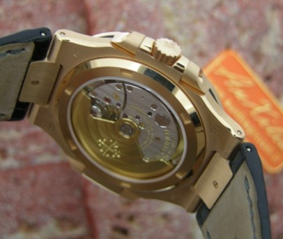 Patek Philippe Nautilus Jumbo gold caseback 百達翡麗鸚鵡螺巨型玫瑰金-復刻表