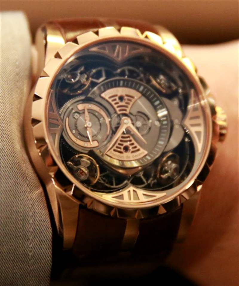 羅杰杜彼Excalibur Quatuor腕表上手體驗-復刻表