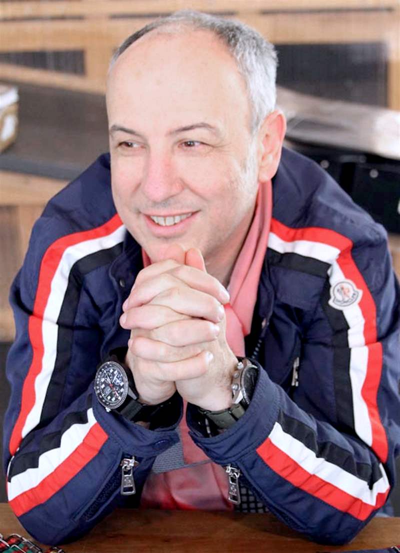 丹尼爾·德雷弗斯(Daniel Dreifuss)創(chuàng)辦的莫里斯·德·莫里亞克(Maurice de Mauriac)鐘表公司-復(fù)刻表