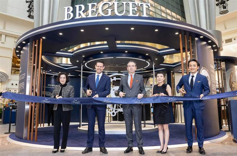 寶璣與藝術(shù)期間限定店于臺北101快閃登場精彩內(nèi)容一次看-復(fù)刻表