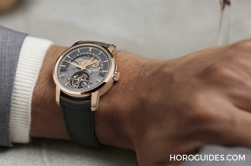 Traditionnelle陀飛輪逆跳日歷鏤雕腕表-復(fù)刻表