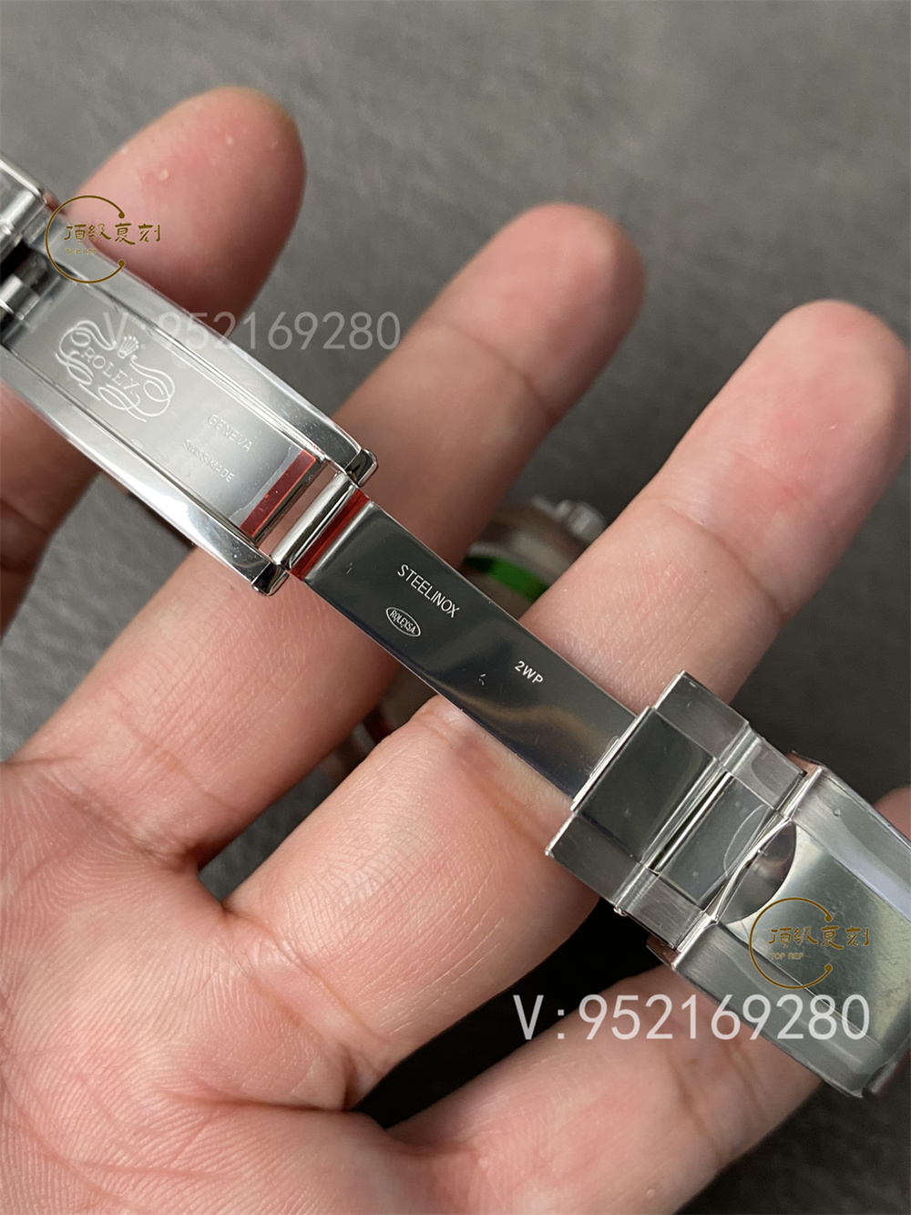 VS廠勞力士藍(lán)/灰游艇3235機(jī)芯和C廠游艇上海機(jī)芯怎么區(qū)分-復(fù)刻表