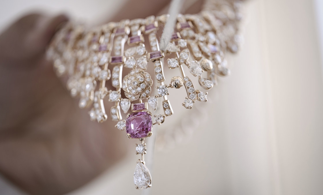 最奢華的斜紋軟呢,TWEED DE CHANEL頂級珠寶系列-復刻表