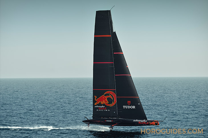 TUDOR - 帝舵第一款碳復合材質腕表TUDOR Pelagos FXD，是否會成為勞力士試金石？