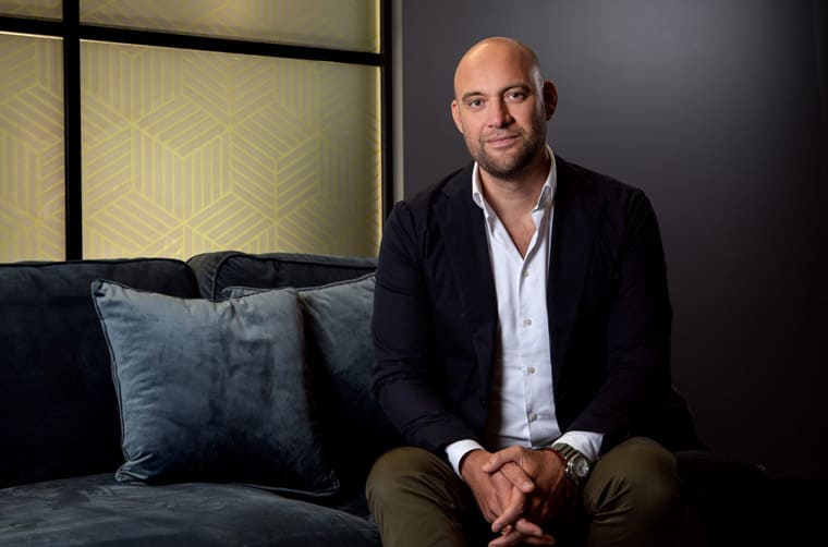 “假表愈來愈真” 高級(jí)二手表鑒定不易10%是假貨、勞力士比重最高-復(fù)刻表