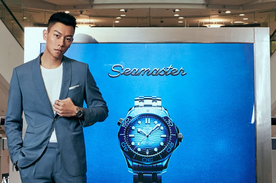 「行走的費洛蒙」瘦子E.SO成為臺灣歐米茄首位品牌大使搶先佩戴夏日藍色海馬手表-復(fù)刻表