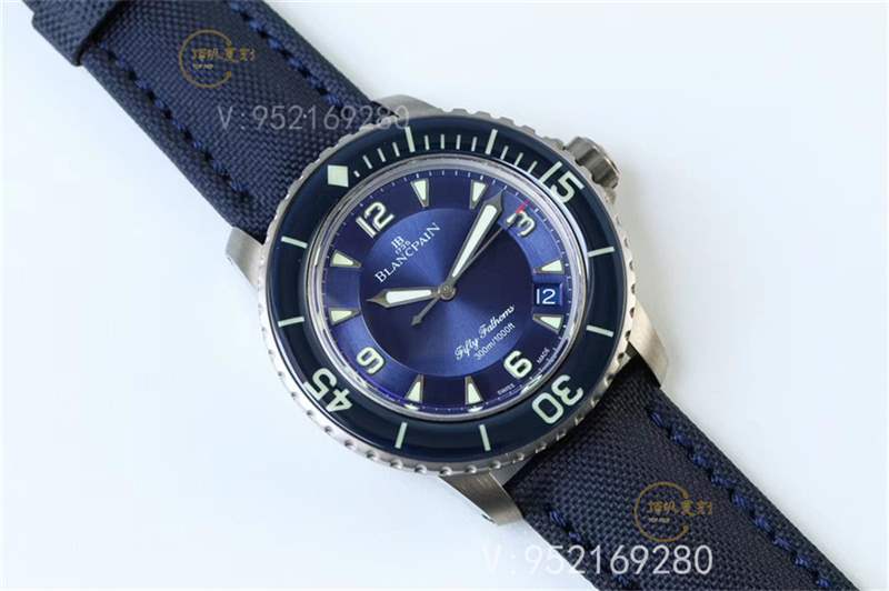 六萬(wàn)八預(yù)算買積家好還是伯爵好(哪個(gè)更高端)-復(fù)刻表