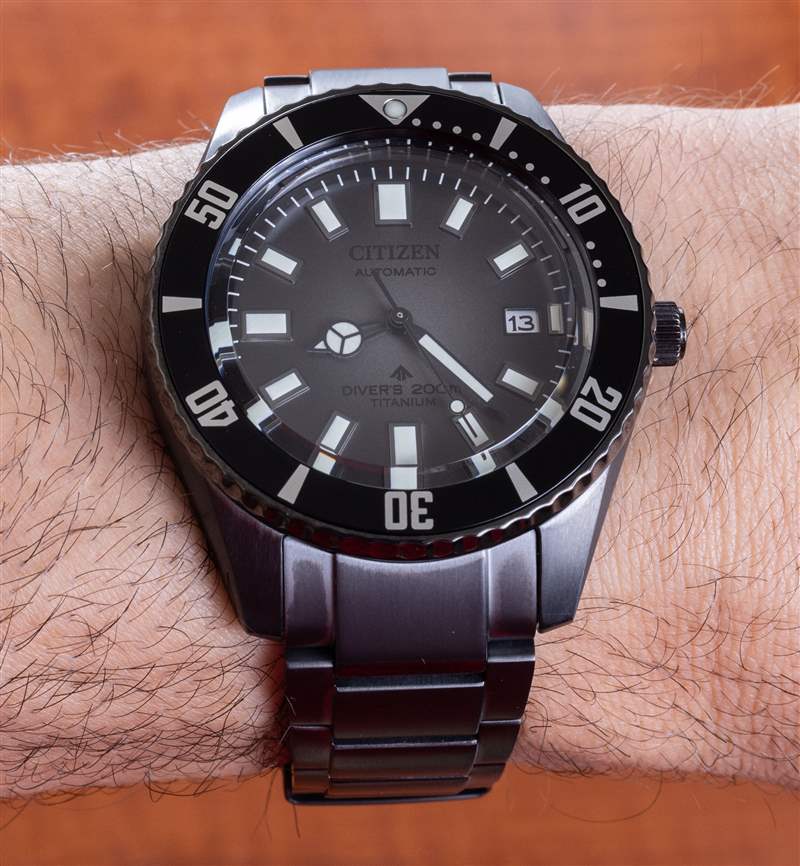 手表評論:西鐵城Promaster Dive自動腕表“Fujitsubo”NB6025-59H DLC超級鈦金-復(fù)刻表