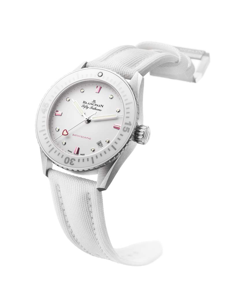 寶珀推出Fifty Fathoms Bathyscaphe Valentine’s Day 2023情人節主題白色潛水腕表 寶珀推出Fifty Fathoms Bathyscaphe Valentine’s Day 2023情人節主題白色潛水腕表-復刻表