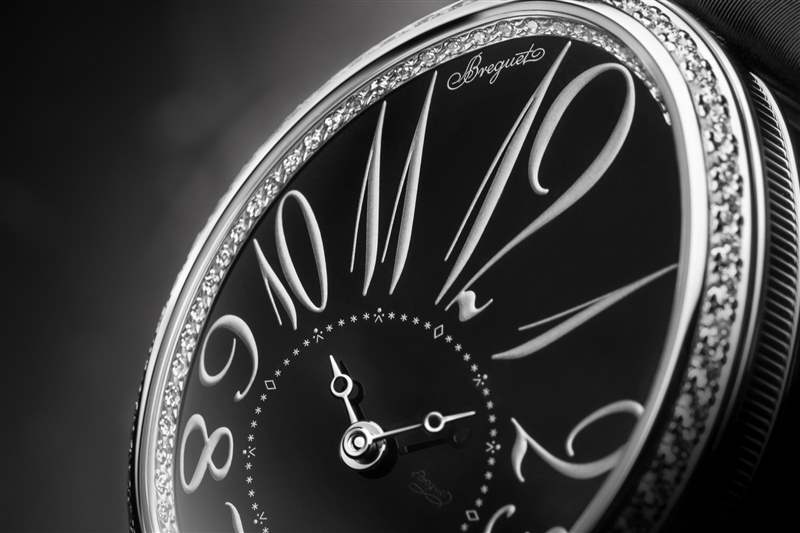 寶璣推出Reine De Naples 8918腕表新作:黑色大明火琺瑯表盤 寶璣推出Reine De Naples 8918腕表新作:黑色大明火琺瑯表盤-復(fù)刻表