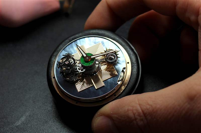 Louis Moinet推出Maya Eclipse獨一款雙重陀飛輪腕表:瑪雅文明 Louis Moinet推出Maya Eclipse獨一款雙重陀飛輪腕表:瑪雅文明-復(fù)刻表