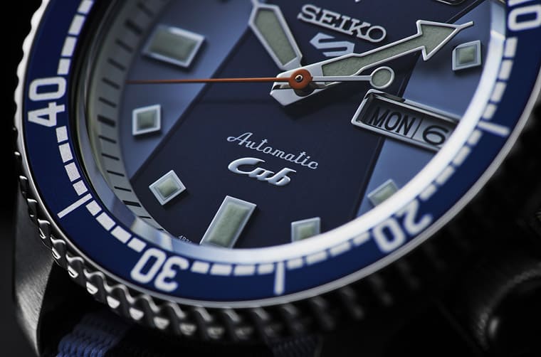 SEIKO第三款HONDA本田小狼聯(lián)名表5 Sports系列化身經(jīng)典摩托車-復刻表