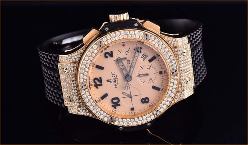 宇舶愛彼哪個好