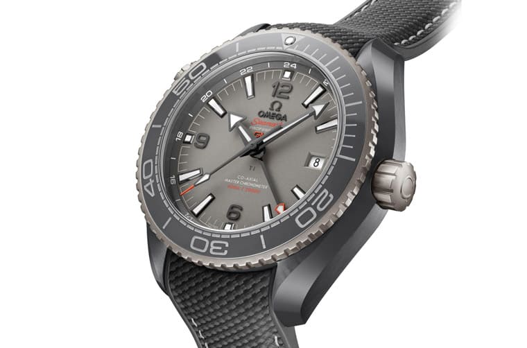 歐米茄Planet Ocean潛水表出灰色陶瓷版本新成分比鋯陶瓷輕兩倍-復刻表