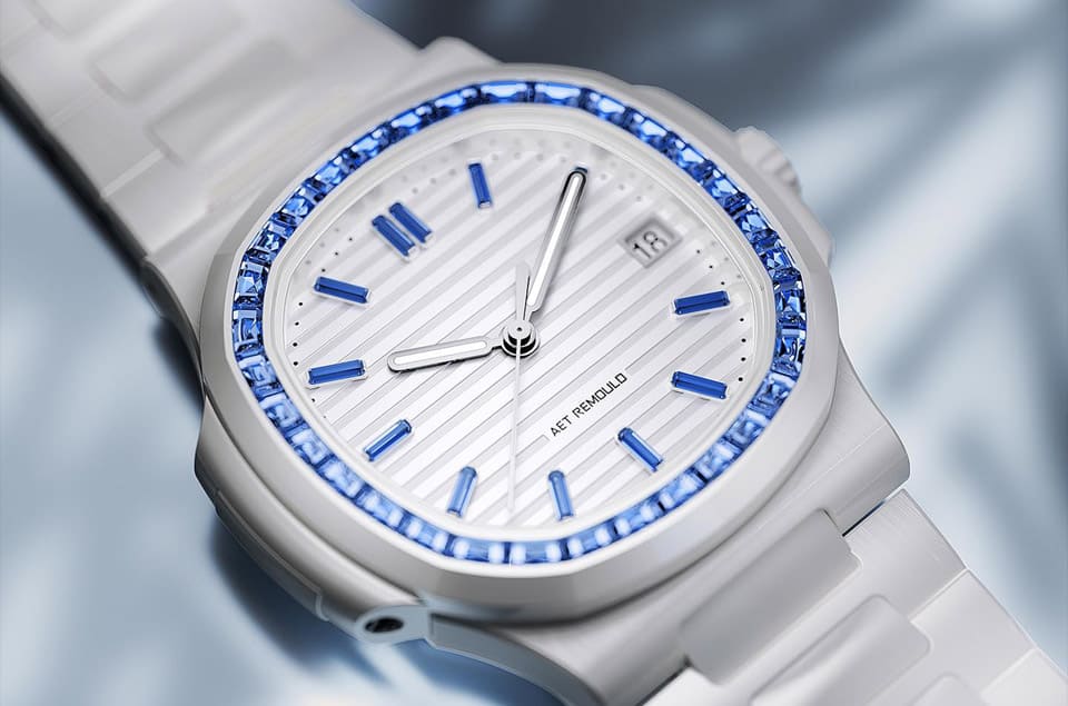 「白陶瓷搭彩色寶石」百達(dá)翡麗金鷹5711掀起高級(jí)運(yùn)動(dòng)表奢華風(fēng)-復(fù)刻表