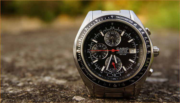 勞士頓和卡西歐哪個好