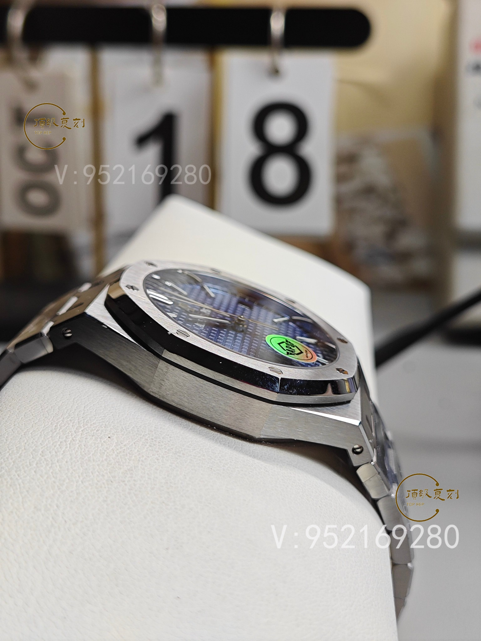 深入解析APS愛(ài)彼復(fù)刻表15500藍(lán)面版:4302一體機(jī)芯與原裝同步功能-復(fù)刻表