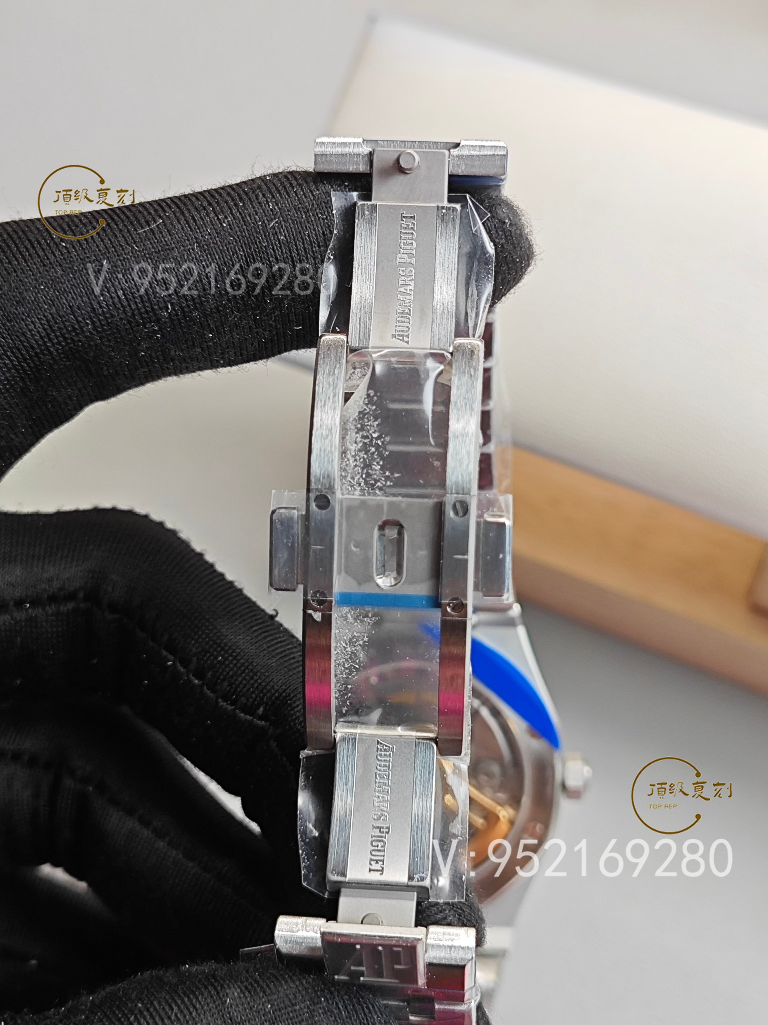 深入解析APS愛(ài)彼復(fù)刻表15500藍(lán)面版:4302一體機(jī)芯與原裝同步功能-復(fù)刻表